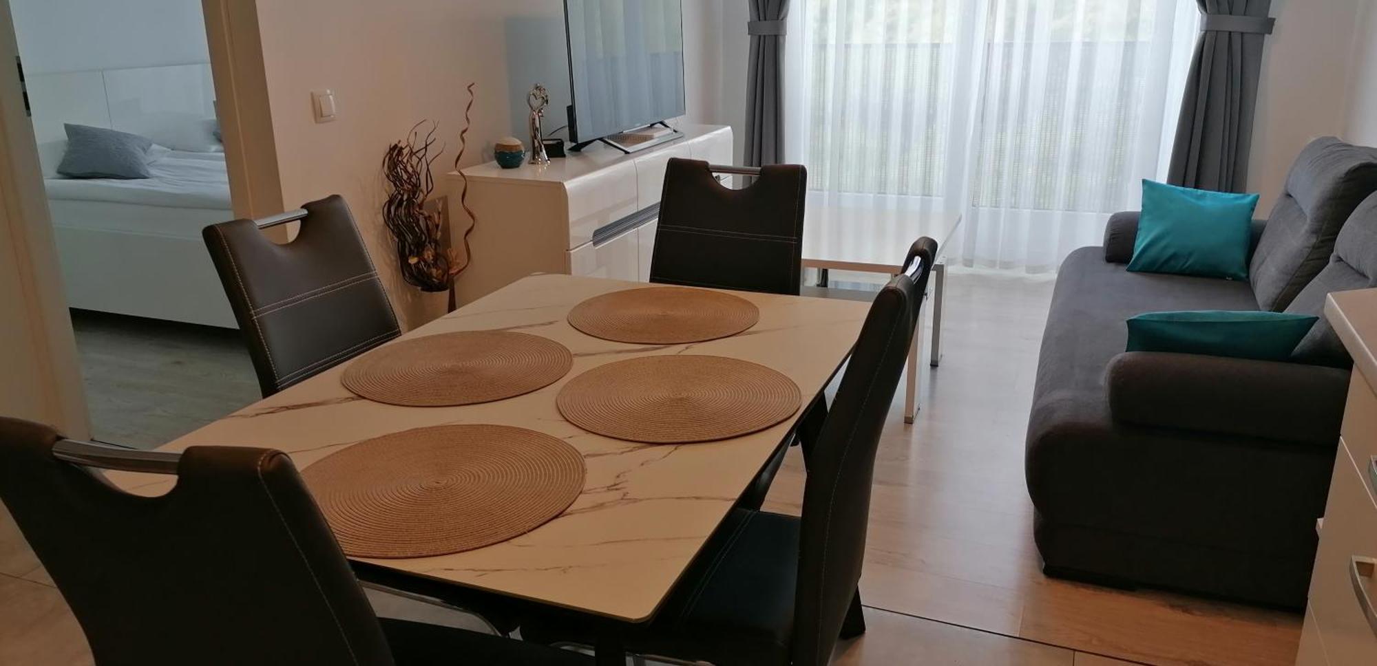 Apartamenty Mariela-Kolobrzeg Z Garazem Buitenkant foto
