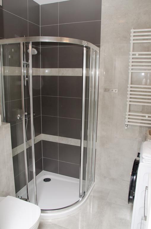 Apartamenty Mariela-Kolobrzeg Z Garazem Buitenkant foto
