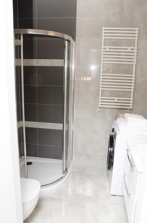 Apartamenty Mariela-Kolobrzeg Z Garazem Buitenkant foto